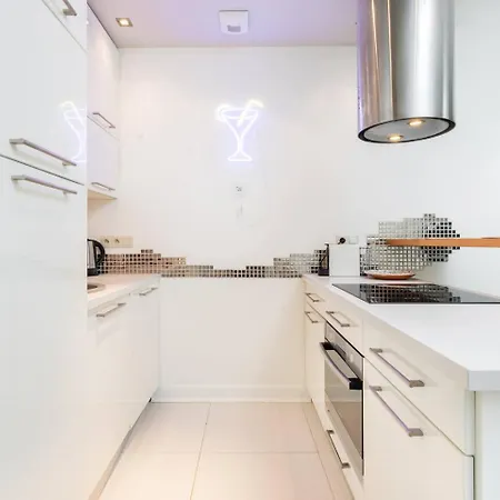 Urban Blue 2 Bedroom Wola Warsaw